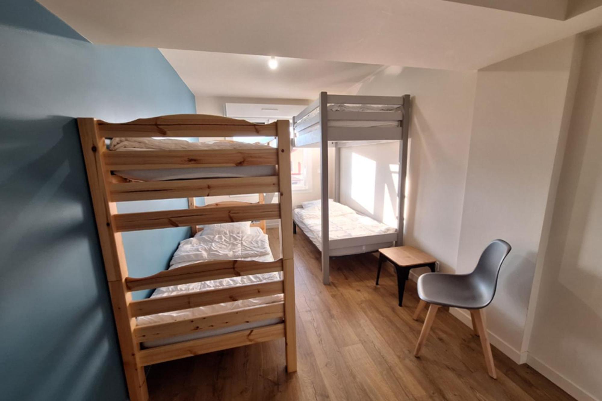 3-rooms In Front Of Snow Apartment *